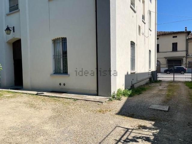 Locale in vendita di 78 m² in Via Emilia Interna