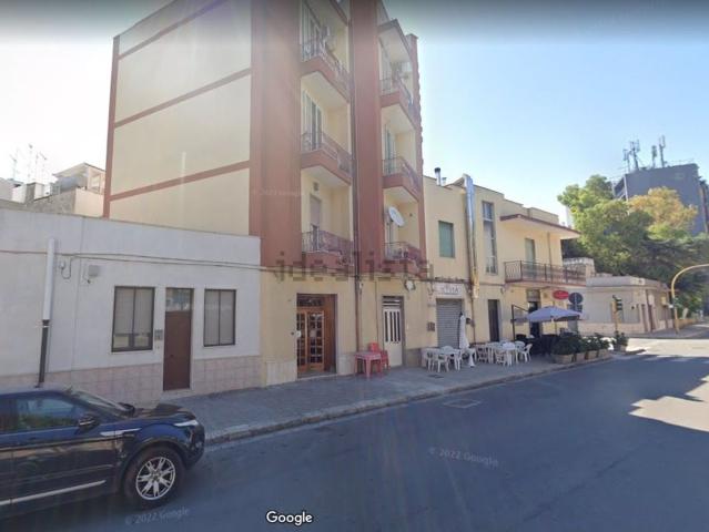 Locale in vendita di 78 m² in Via Irpinia, 15