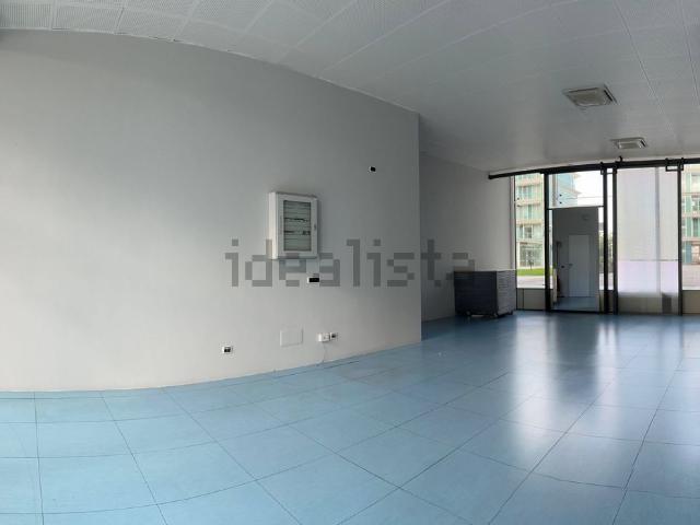 Locale in vendita di 79 m² in Largo delle Coffe