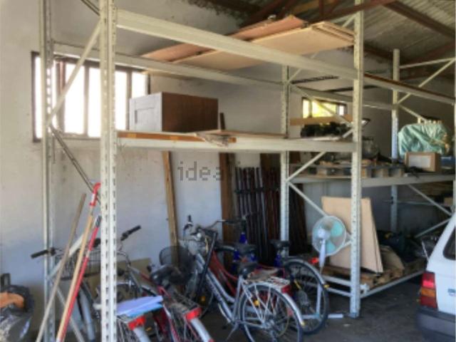 Locale in vendita di 79 m² in Via Mondonovo