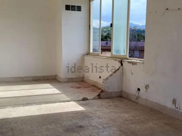 Locale in vendita di 79 m² in Via Prestipaolo