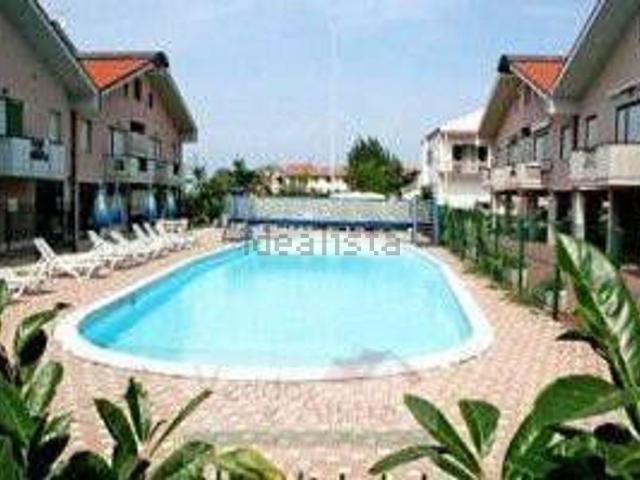 Locale in vendita di 800 m² in Via Antonio Gramsci