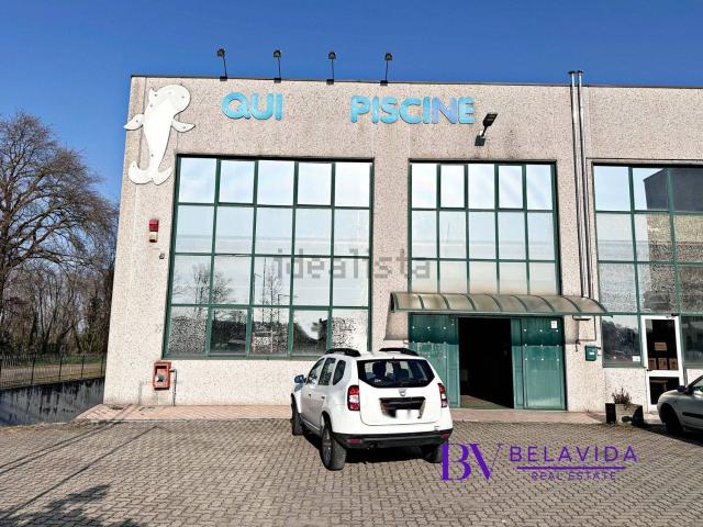 Locale in vendita di 800 m² in Via Sacco Vanzetti