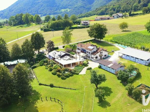 Locale in vendita di 800 m² in Località Roncoi Dami
