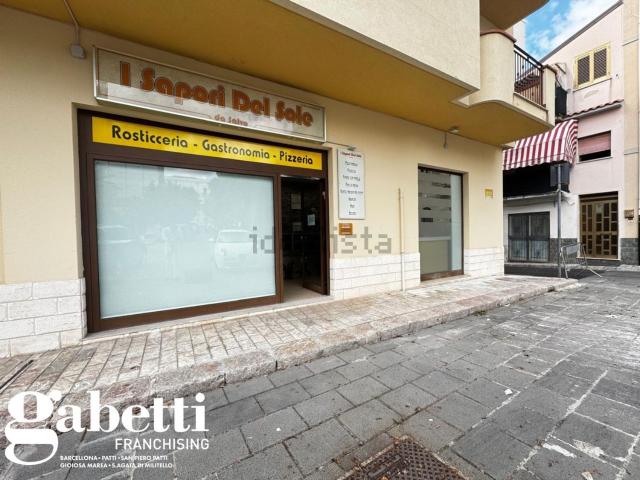 Locale in vendita di 80 m² in Piazza Duomo, 44