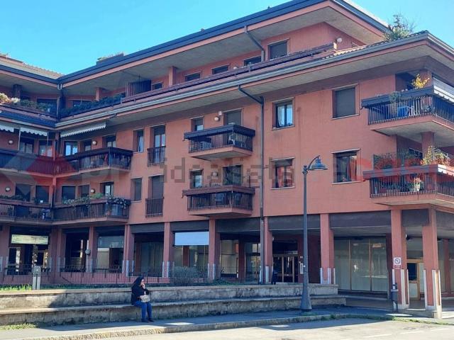 Locale in vendita di 80 m² in Piazza Italia, 1