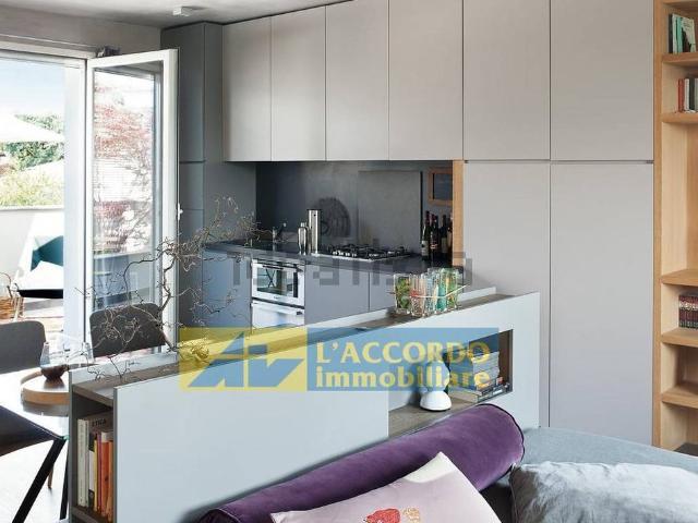 Locale in vendita di 80 m² in Via dei Vestini, 250