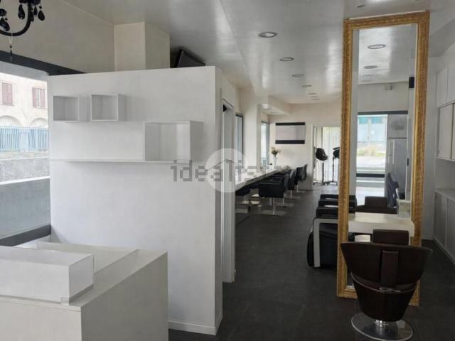 Locale in vendita di 80 m² in Via Giuseppe Verdi