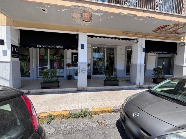 Locale in vendita di 80 m² in Via Giuseppe Mazzini, 56