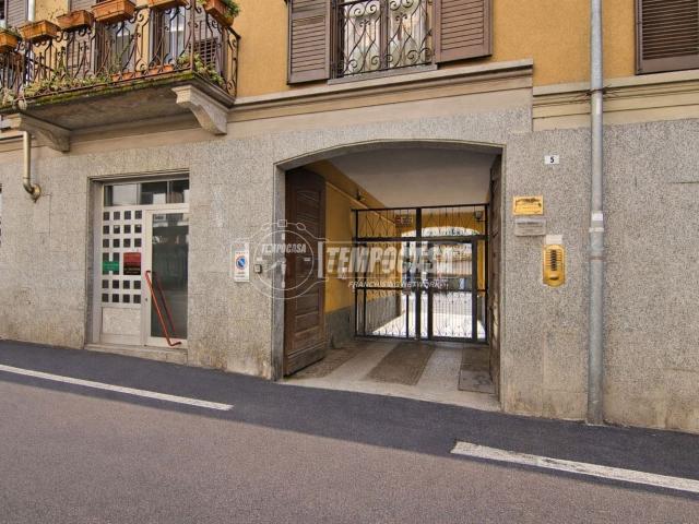 Locale in vendita di 80 m² in Via Goffredo Mameli