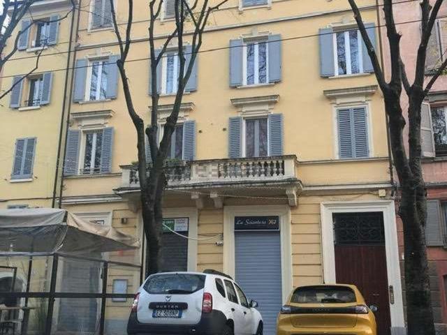 Locale in vendita di 80 m² in Via Jacopo Berengario, 70
