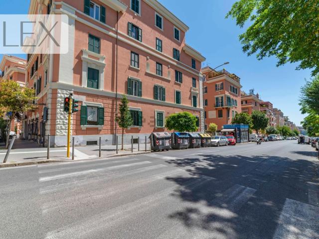 Locale in vendita di 80 m² in Via Lorenzo il Magnifico