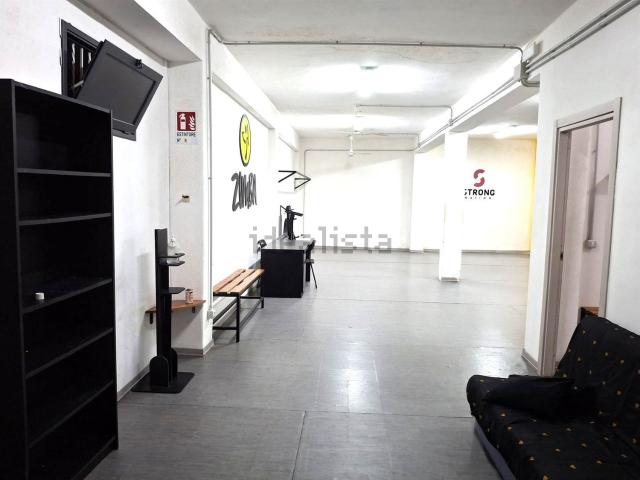 Locale in vendita di 80 m² in Via Palermo, 108