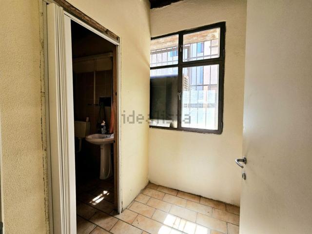 Locale in vendita di 80 m² in Via Pescheria Vecchia