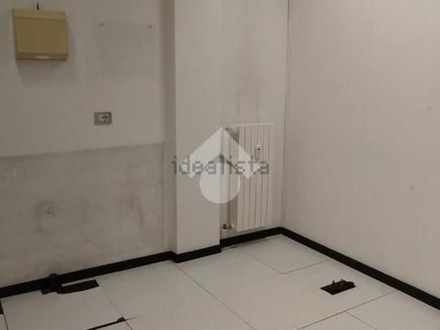 Locale in vendita di 80 m² in Via Roma, 1