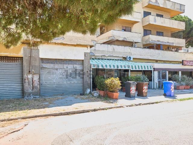 Locale in vendita di 80 m² in Viale dei Navigatori