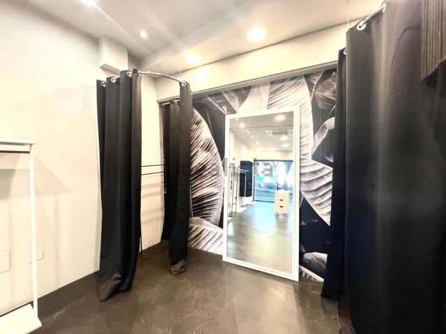 Locale in vendita di 80 m² in Viale Romagna
