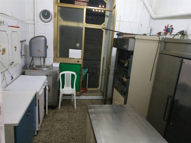 Locale in vendita di 80 m²
