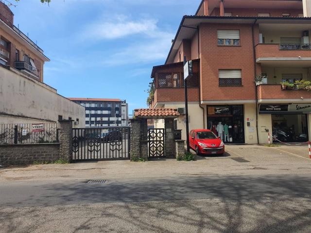 Locale in vendita di 80 m²