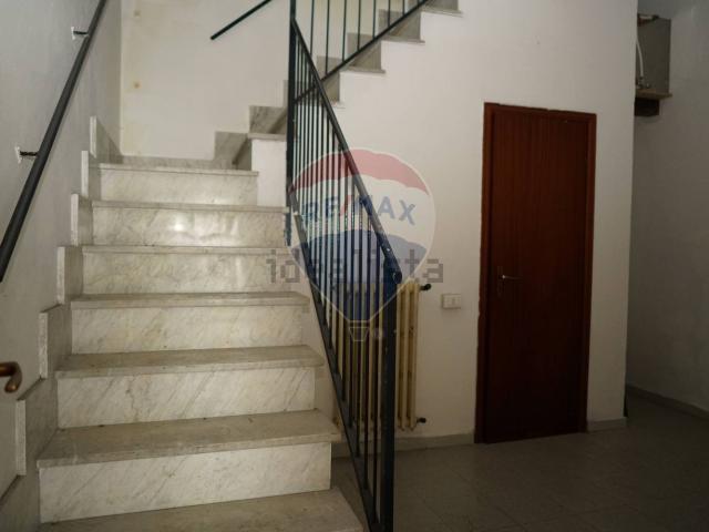 Locale in vendita di 81 m² in Corso Sicilia, 1