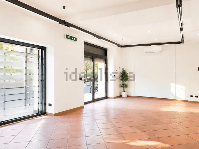Locale in vendita di 81 m² in Piazza Cesare Beccaria