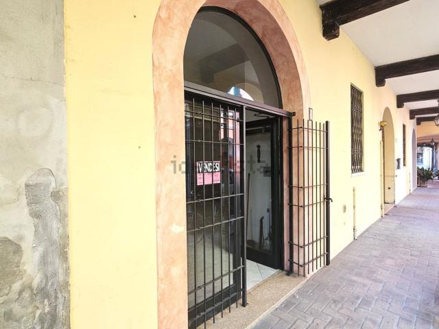 Locale in vendita di 81 m² in Strada Gonzaga, 4