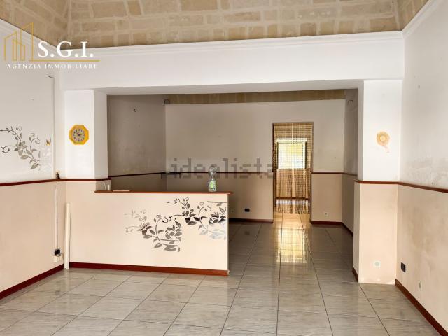 Locale in vendita di 81 m² in Via Galeso, 28