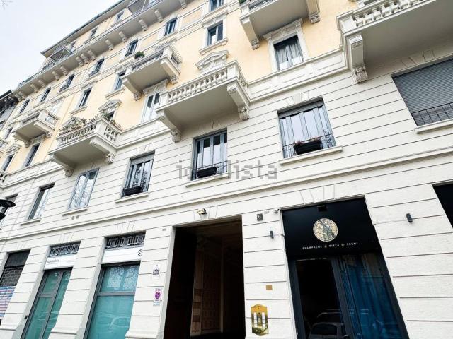 Locale in vendita di 82 m² in Via Valtellina, 6