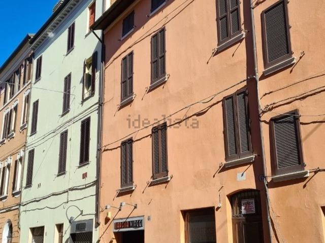 Locale in vendita di 82 m² in Via Carlo Mayr