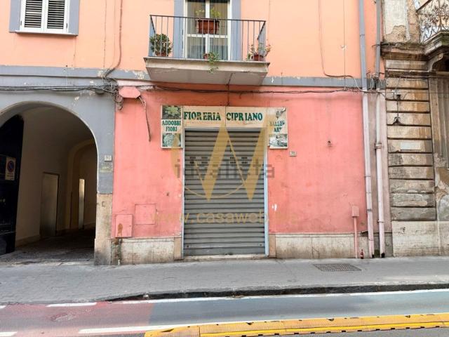 Locale in vendita di 82 m² in Via Giuseppe Verdi, 80