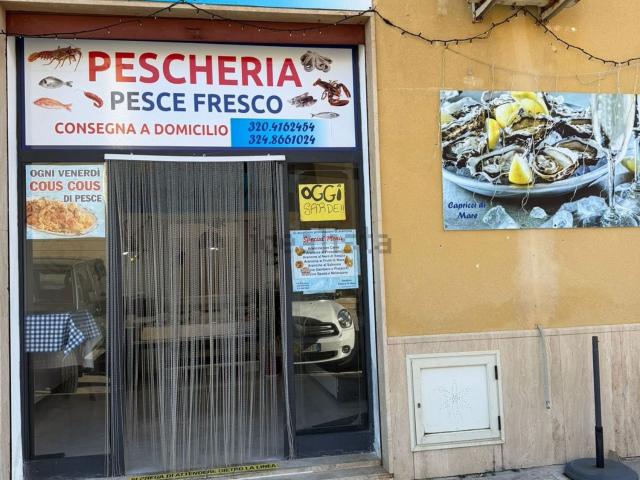 Locale in vendita di 82 m² in Via Riccardo Passaneto, 74