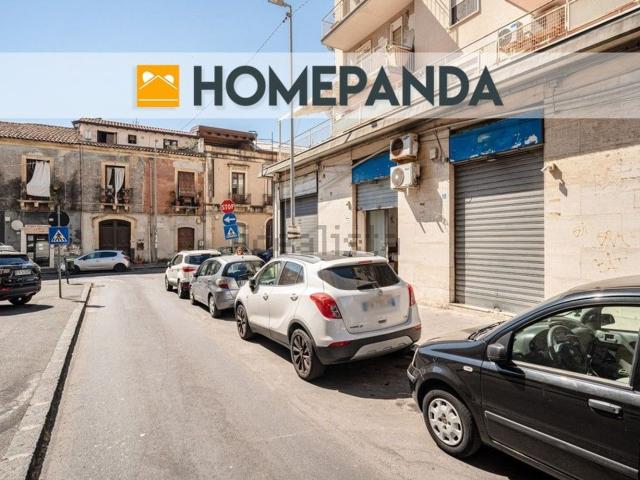 Locale in vendita di 87 m² in Via Timoleone, 1