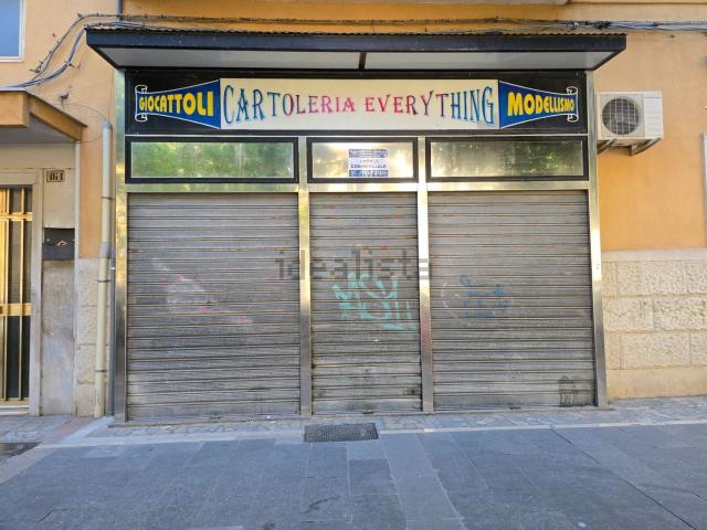 Locale in vendita di 84 m² in Via Giacomo Matteotti, 163