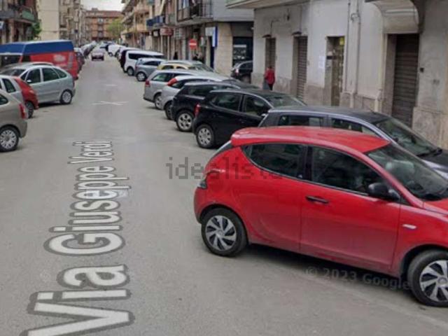 Locale in vendita di 84 m² in Via Giuseppe Verdi, 43