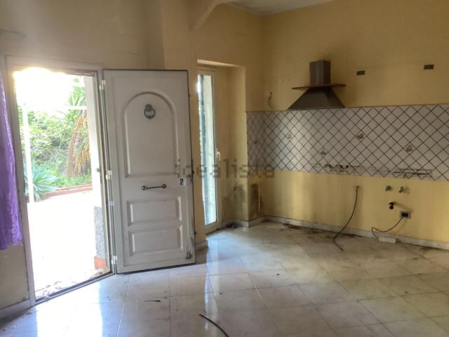 Locale in vendita di 84 m² in Via Pietra dell&apos Ova, 402
