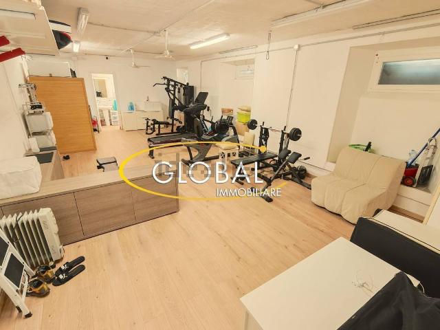 Locale in vendita di 85 m² in Via Vito Volterra