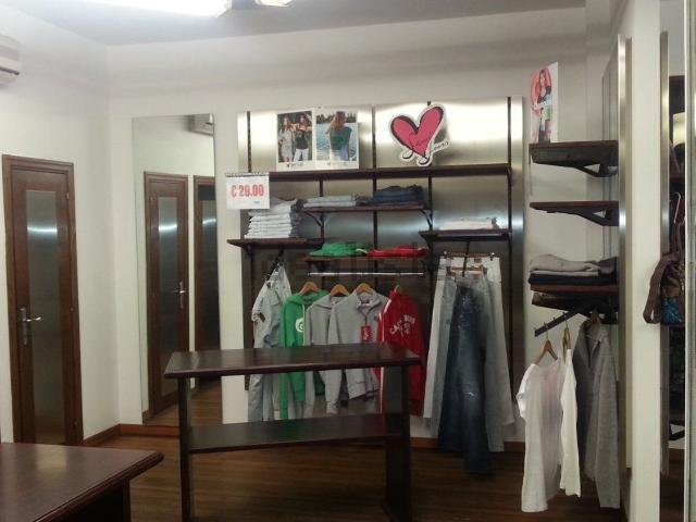 Locale in vendita di 85 m² in Via Aretina, 200