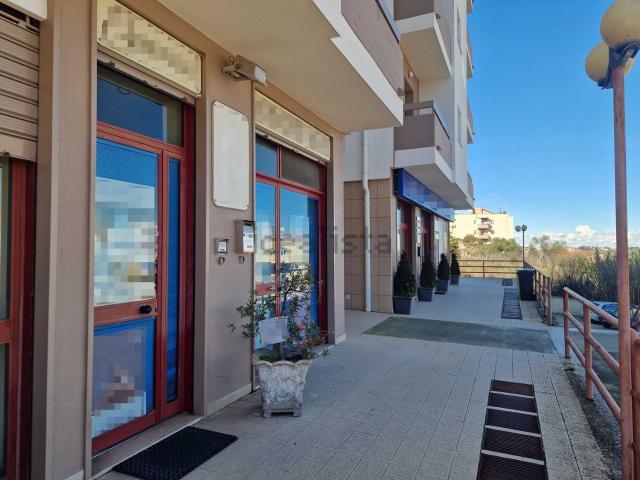 Locale in vendita di 85 m² in Via Carlo Collodi, 9