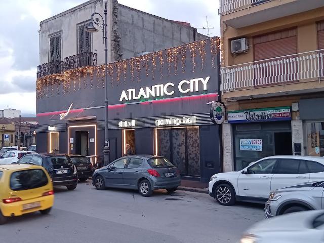 Locale in vendita di 85 m² in Via dei Mille, 59