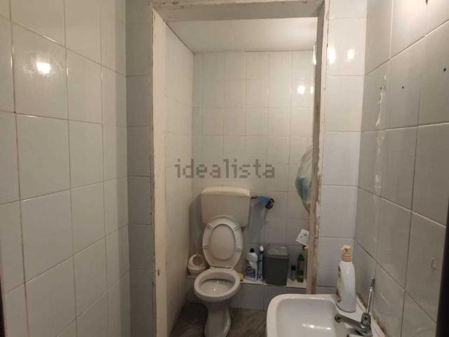 Locale in vendita di 85 m² in Via Filisto, 115