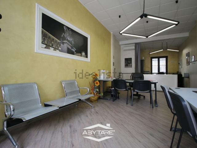 Locale in vendita di 85 m² in Via Juvarra, 34