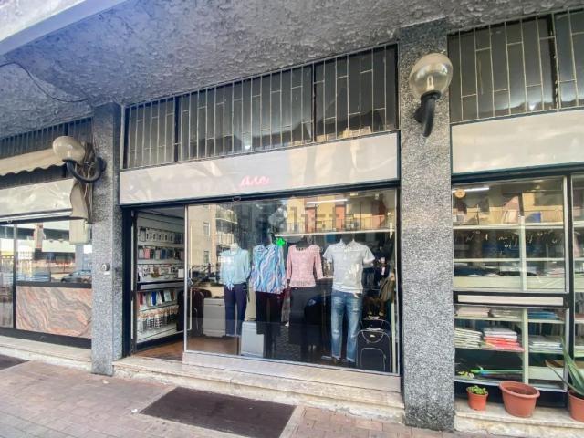 Locale in vendita di 85 m² in Via Sanremo, 6