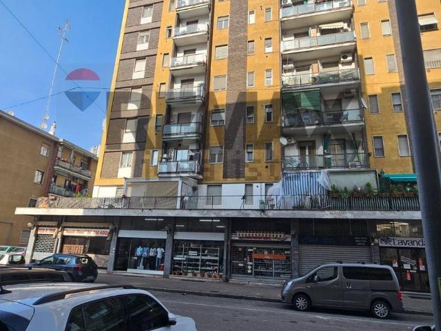Locale in vendita di 85 m² in Via Sanremo, 8
