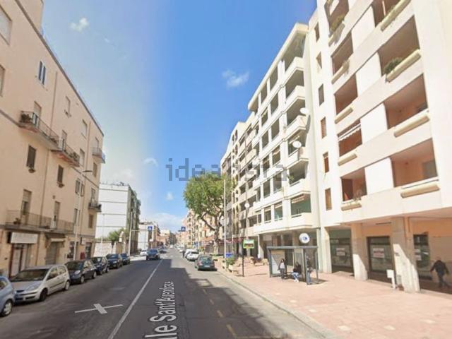 Locale in vendita di 85 m² in Viale Sant&apos Avendrace