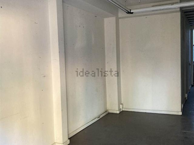 Locale in vendita di 85 m²