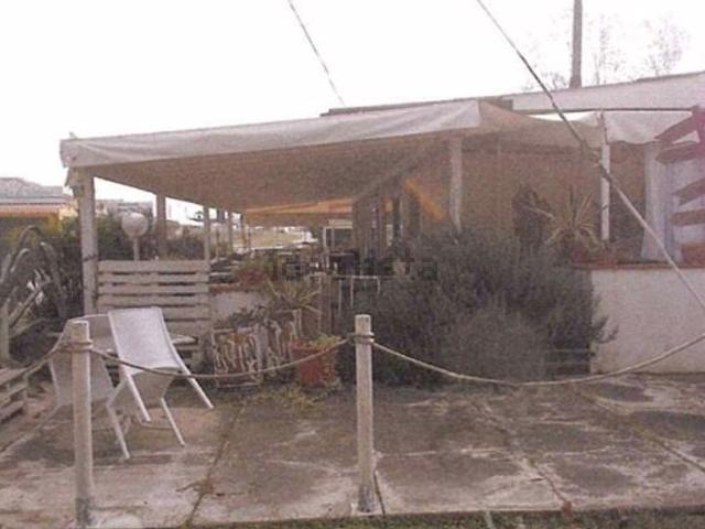 Locale in vendita di 863 m² in Via Lido di Volano