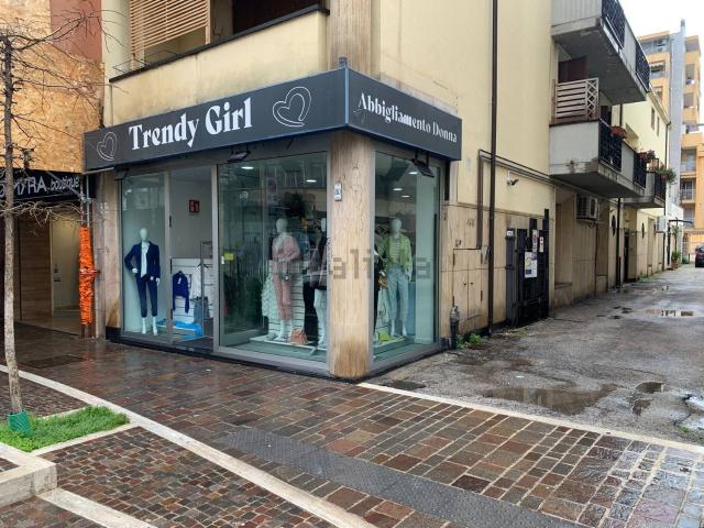 Locale in vendita di 86 m² in Corso Vittorio Emanuele II, 78