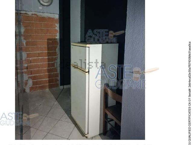 Locale in vendita di 872 m² in Via dei Carroz, 14
