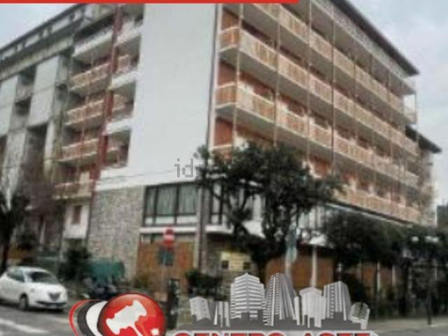 Locale in vendita di 8869 m² in Viale IV Novembre