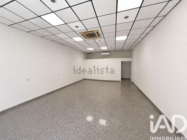 Locale in vendita di 88 m² in Corso Pietro Pisani, 24
